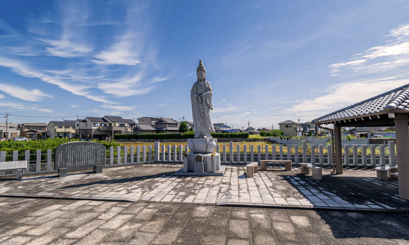 野町霊園の石像